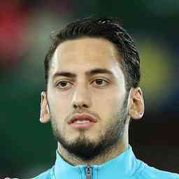 巴西队在阿森纳基地训练，安切洛蒂与阿尔特塔会面并合影