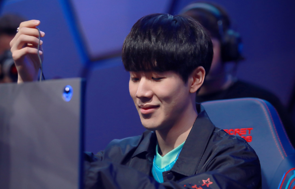 而不是被社 而不是被社