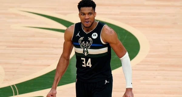 这名年轻前 这名年轻前