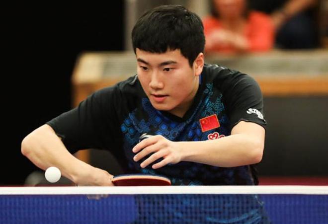 场对决中 场对决中